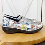 Spring Step  Clogs Ferrara Graffiti‎ Print Slip On Slip Resistant Silver 6 Photo 1