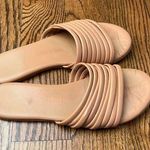 Tkees  tan sandals Photo 0