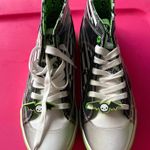 Beetle Juice Sneakers Green Size 9.5 Photo 0