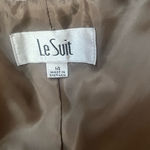 Le Suit Le Suite Blazer Womans size L Taupe Floral Brocade Blazer with Tortoise Casual Photo 3
