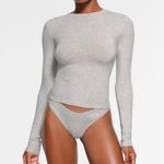 SKIMS Grey  Long Sleeve  Photo 0