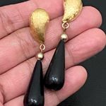 Givenchy Vintage Signed Brushed Gold-tone Black Teardrop Dangle Earrings 10.6g Photo 9