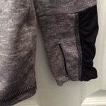 Xersion FINAL MARKDOWN Ladies  top (M) Photo 3