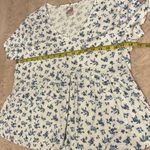 No Boundaries Floral print top in size XL (15-17) •  • Junior Sizing Photo 3