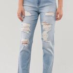 Hollister Ultra High-Rise Mom Jeans Photo 2