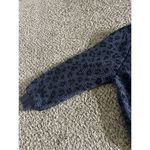 Old Navy  blue fuzzy long‎ sleeve shirt size large Photo 4