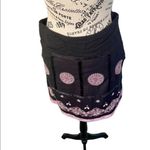 Persaman New York Black Embroidered Pink Knee Photo 3