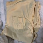 Jaclyn Smith shirt Photo 1