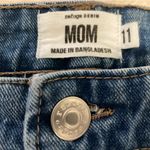 Refuge Denim MOM Distressed High Photo 3