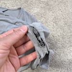 The North Face Wander Keyhole Crossback Crew Neck Shortsleeve Shirt in Gray L Photo 9