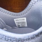 Reebok NWOT  women’s size 7 Astroride Edge sneaker - grey Photo 7