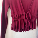 Forever 21  Burgundy Ribbed Peplum Tie Front Long Sleeve Top Size Small Photo 2