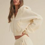 Kimberly Cream cropped Hooded Zip-Up Photo 3
