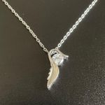 White crystal angel wing necklace Photo 3