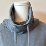 32 Degrees Heat 32 Degrees Gray Long Sleeve Relaxed Sweatshirt Photo 4