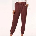 Aritzia Wilfred Buffon Crepe Jogger Pants Photo 0