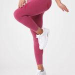 NVGTN Seamless Contour Leggings Photo 0