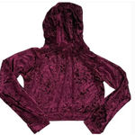 Emma & Sam Hoodie Womens Medium Burgundy Crushed Velvet Velour Cropped Pullover Photo 2