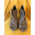 Not Rated  Size 8 Santana Laser Cut Bootie Platform Peep toe Pump Sandals Photo 1