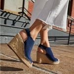 Kenneth Cole #328  Navy Suede Wedge Sandals Photo 0