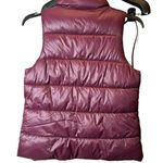 Old Navy Maroon Women's Puffer Vest, Size Small Photo 3