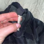 Athleta  Camo Momentum Seamless Tee size medium Photo 1