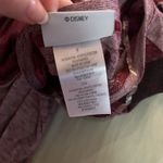 Disney Parks Minnie Kiss Lightweight Sweater Women's Size Small Maroon Heathered Photo 5
