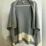 Joie  Grey & White Shoal Photo 0