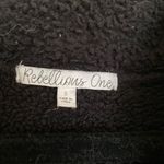 Rebellious One Cropped fuzzy sweater Photo 2