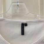 cha cha vente FINAL MARKDOWN  ribbed decorative tee medium Photo 3