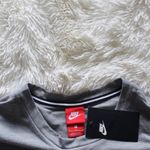 Nike Cropped Long Sleeve Photo 3