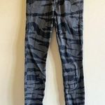 True Religion  Black Gray Halle Mid-Rise Skinny‎ Jeans Size 24 Animal Print Photo 0