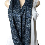 #800 Chunky Knit Infinity Scarf Black Photo 0