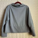 Nike Women’s Funnel Neck Fleece Ribbed Cropped Sweater Sz L Grey Photo 0