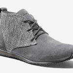 Eddie Bauer  Transition‎ Chukka boot lace up gray suede woven size 8.5 Photo 0