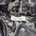 Calvin Klein  Vest SIZE M? Photo 1