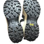 VEJA  White and Black Sneakers Venturi Hexamesh Gravel Grafite sneakers Size 8 Photo 4