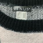 Venus NWOT  Eyelash Relaxed Fit Color Block Plaid Sweater Photo 4