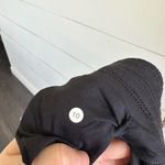 Lululemon Women’s 10 Black Pump It Up Spring Has Sprung Shorts Photo 4