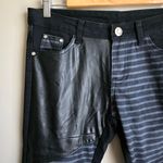 Trendy Black and Gray Women's Skinny Jeans Size 31 Photo 2