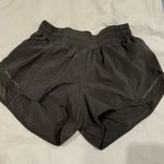 Lululemon Hotty Hot Shorts 2.5" Low-Rise 4 Photo 6