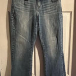 Levi's  529 Curvy Bootcut Jeans Womens Sz 4 Med Wash Mid Rise Classic‎ Blue Denim Photo 0