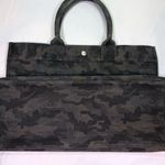 Quilted Koala Kanvas East Photo 7