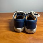 BORN Paloma Navy Blue Leather Sneaker Low Top Fashion Casual Comfort Zip Detail Size 7 Photo 5