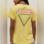 Daydreamer The Beach Boys 30th Anniversary Tour Tee in Yellow Bloom Size XS NWT Photo 3