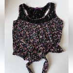 julie's closet Julie’s Closet Women’s Crop Top Size Small Front Tie Photo 3