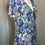 Nicole Miller Women’s V-Neck Vibrant Floral Print Twist Front Cap Sleeve Blouse Photo 1