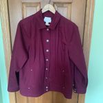 CJ BANKS STRETCH DENIM SZ 1X MAROON STUDDED NO POCKETS BUTTON UP FRONT JACKET Photo 5