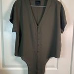 Alex Marie  Olive Green V-Neck Blouse Size Small EUC #2780 Photo 5