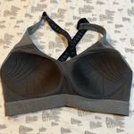 Gray Apparel with Globalcare34 Label Size L Photo 1